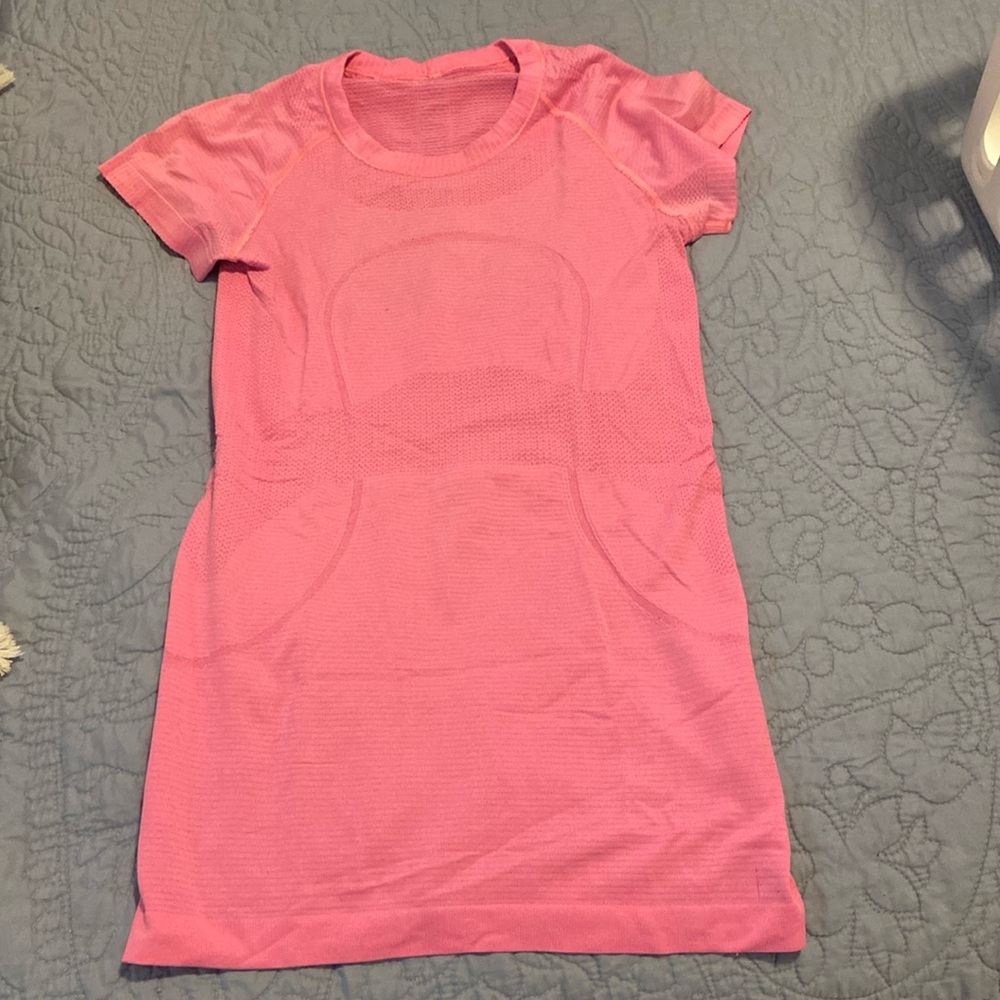Lululemon top